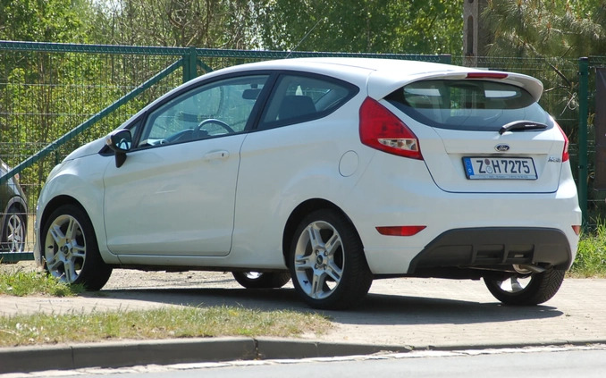 Ford Fiesta cena 18600 przebieg: 148000, rok produkcji 2009 z Wrocław małe 326